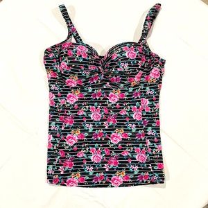 Tankini top size L NEW without tags